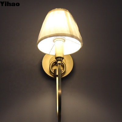 ซื้อ Modern Brass LED Wall Lamp with Warm White Light for Living Room การผลิตออนไลน์