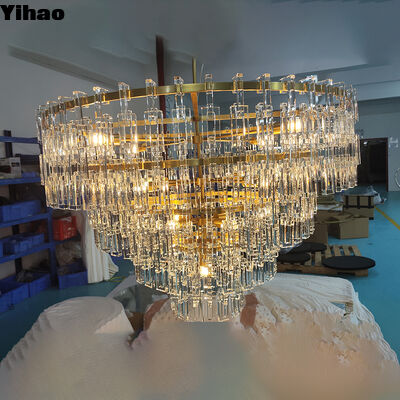 ซื้อ Yihao Factory Direct Custom Large K9 Luxury Brass Body Crystal Shade Chandelier with 3500K Warm White สําหรับห้องนอนและห้องนั่งเล่นของโรงแรม การผลิตออนไลน์