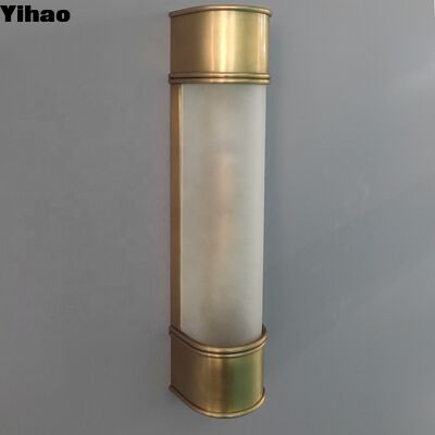 Yihao Modern Brass Wall Lamp 3500K สีขาวอบอุ่น LED Sconce สําหรับห้องนั่งเล่นและห้องนอน